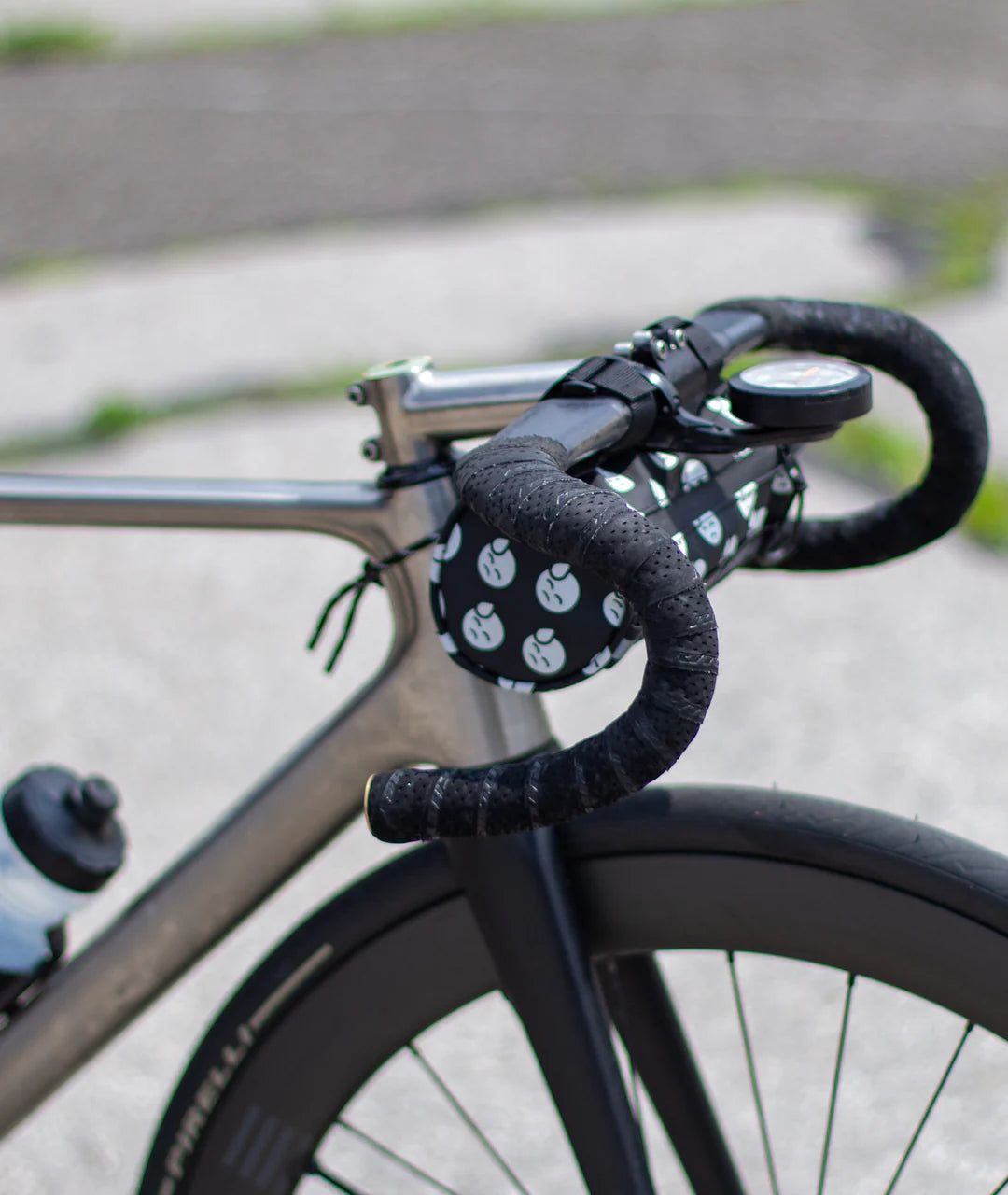 God & Famous Paincave Handlebar Bag 1.2L