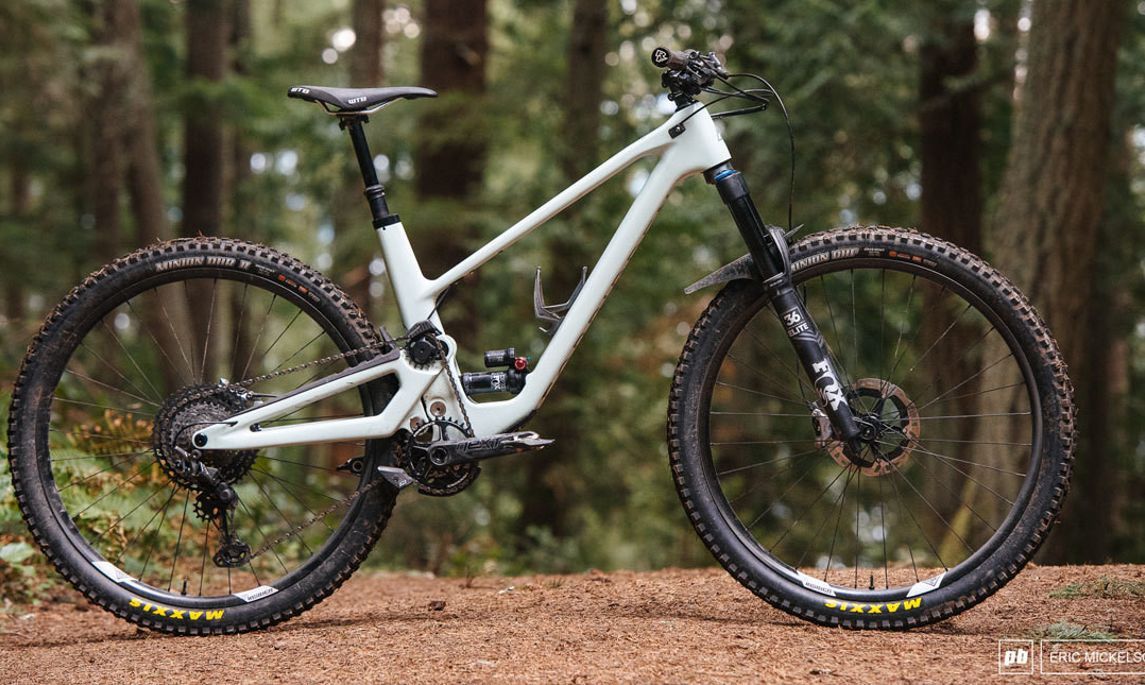 Elite Cannibal XC Bottle Cage