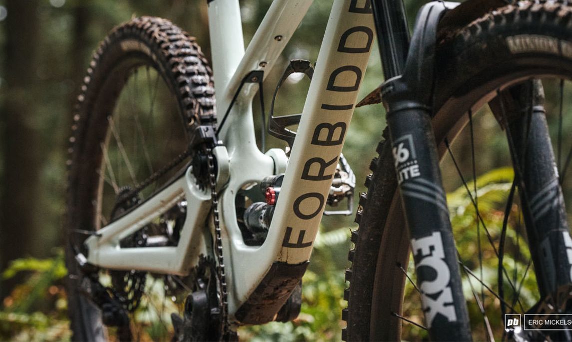 Elite Cannibal XC Bottle Cage