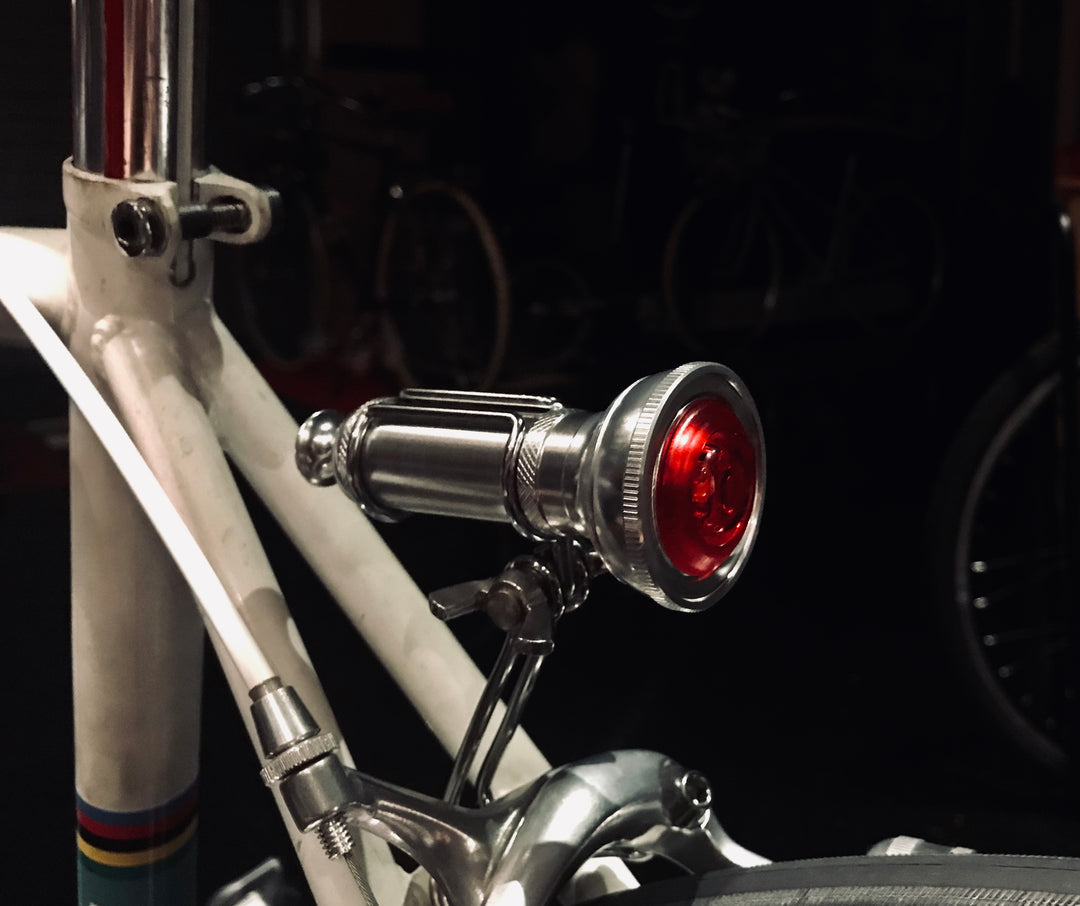KiLEY V2 Vintage Rear Light - Silver
