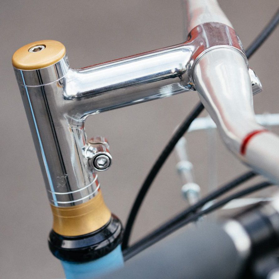 Blue Lug Brass Top Cap