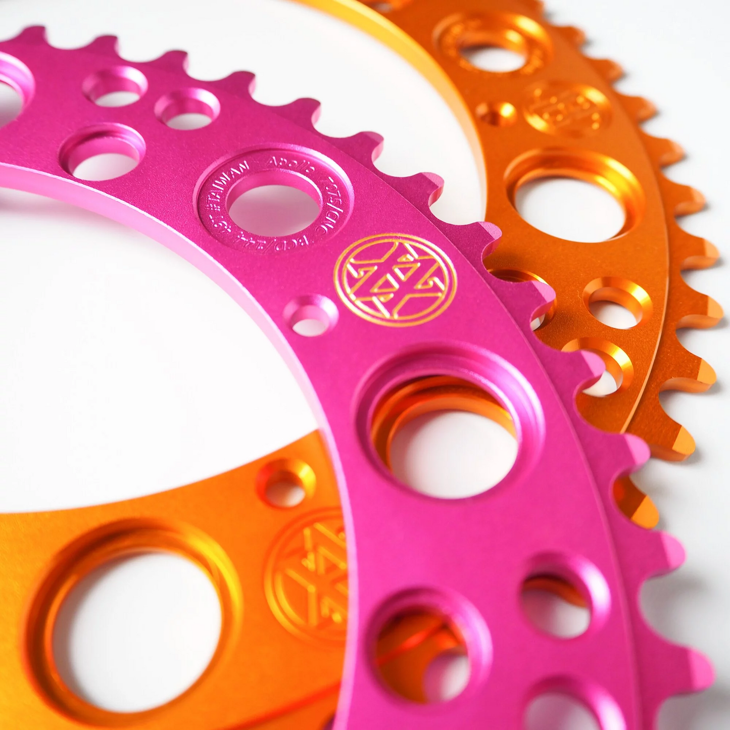 Alter Cycles Apollo Chainring AP49P - Pink 49T