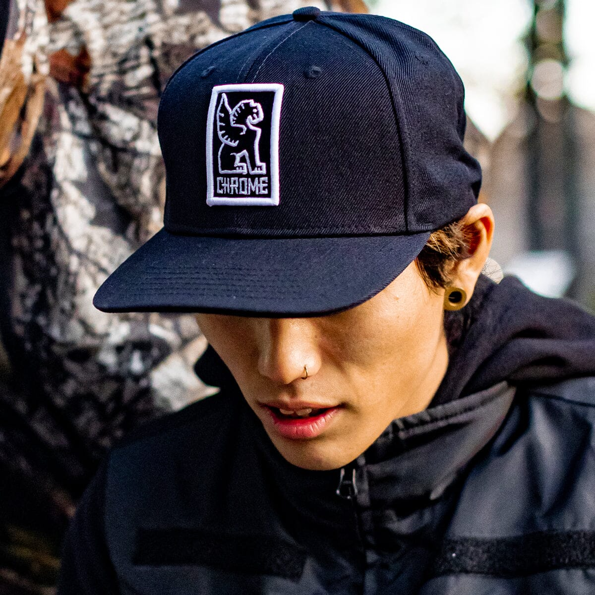 Chrome Industries 6 Panel Cap - Black/White